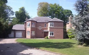 4 bedroom property in P/X The Woodlands
Milbank Road