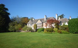 7 bedroom property in Near Falmouth, South Cornwall