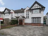Wynchgate, Winchmore Hill