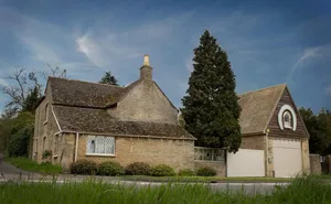 4 bedroom property in Main Road, Collyweston, Stamford, Lincolnshire