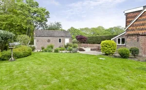 3 bedroom property in Frys Cross Cottages, Knightons Lane, Dunsfold, Godalming