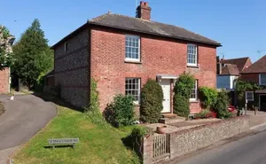 4 bedroom property in 1 & 2 New Road, Elham, Canterbury, Kent