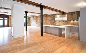 3 bedroom property in Limehouse Wharf, 148 Narrow Street, London
