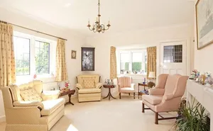 5 bedroom property in Parrys Lane, Stoke Bishop, Bristol
