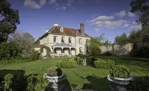7 bedroom property in Motcombe Hall, Motcombe, Shaftesbury, Dorset, SP7 9NT