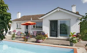 2 bedroom property in Hope Cove