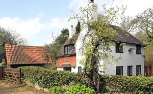 4 bedroom property in Lower Moushill Lane, Milford, Godalming, Surrey, GU8