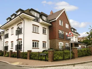 Photo 13 16WoodcoteHousesummerfront.jpg