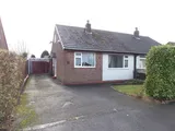 Hillary Road, Hyde