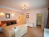 Three Bedroom Apartment to rent in Arlington House, Green Park, SW1