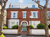 Avenue Crescent, Acton