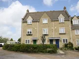 Swan Court, Witney Town Centre