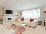 Hoppers Road, Winchmore Hill, London, N21